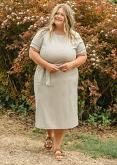 Classic Women's Midi Dress Elegant 46 Inch