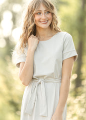 Classic Women's Midi Dress Elegant 46 Inch